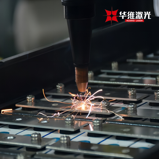 La saldatura laser alimenta il nuovo aggiornamento dell'industria energetica, Huawei Laser guida l'era della produzione verde